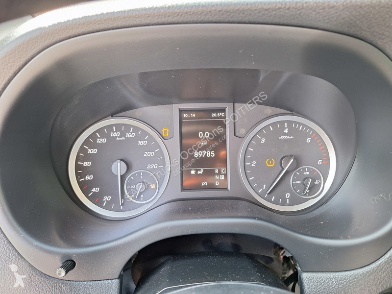 Véhicule utilitaire Mercedes 114 CDI Fourgon...