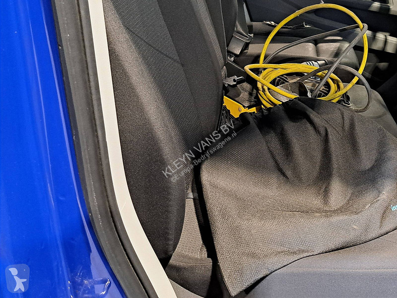 Veículo utilitário MAN 3.140 L3H3 AUT. E-