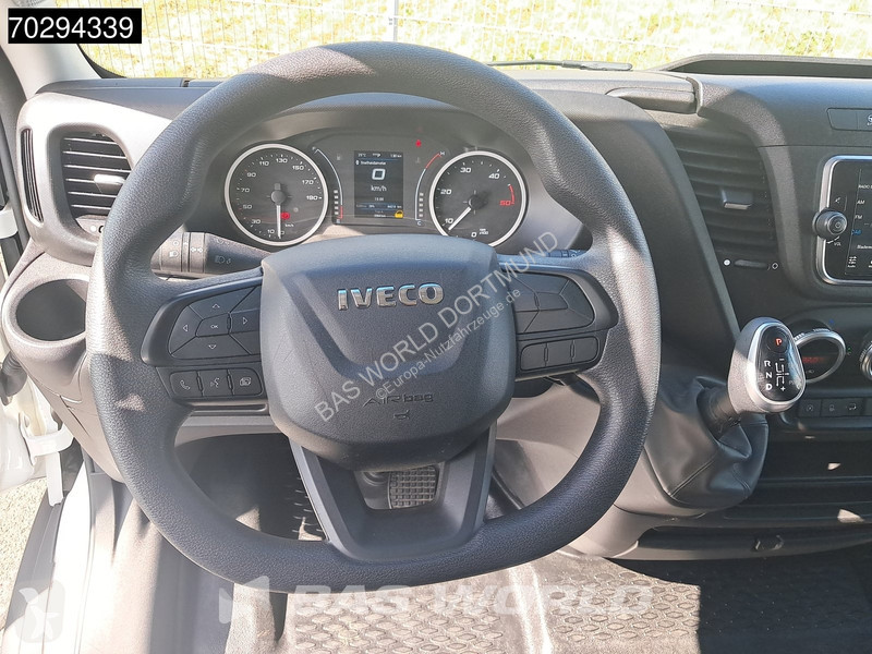 Furgoneta Iveco 35C16 Automatik Ladebordwand...