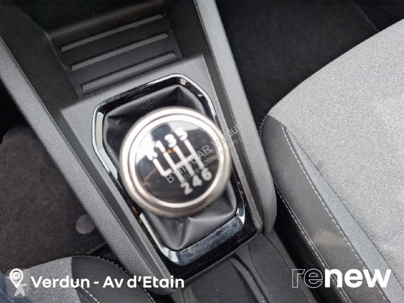 Veículo utilitário Renault Clio TCe 90