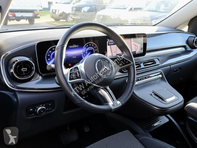 Véhicule utilitaire Mercedes EQV 300...