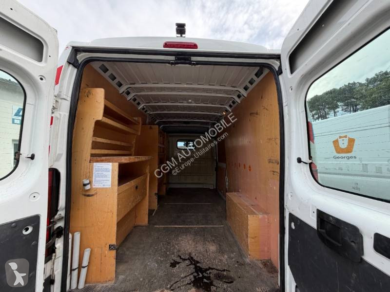 Samochód dostawczy Citroën 2.2 HDI 150