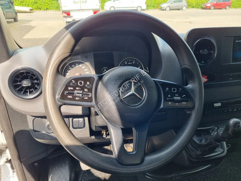 Furgoneta Mercedes 516 CDI Chassis Cabine 4.33...