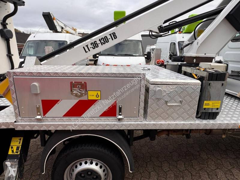 Samochód dostawczy Iveco