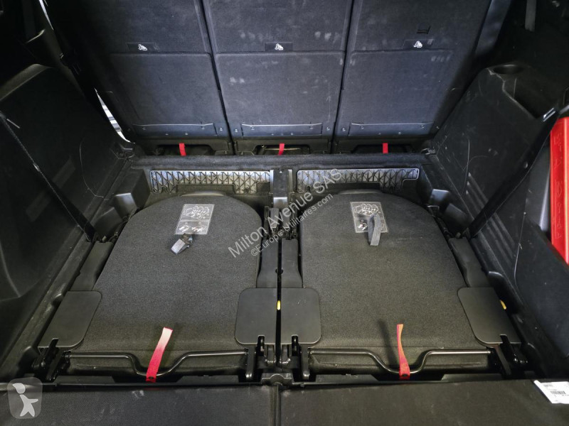 عربة نفعية Peugeot 5008 1.5 BlueHDi - 130 - BV...