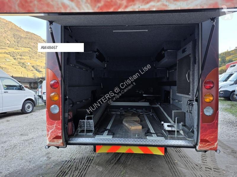 Véhicule utilitaire Carthago LINER DE LUXE 82 Q