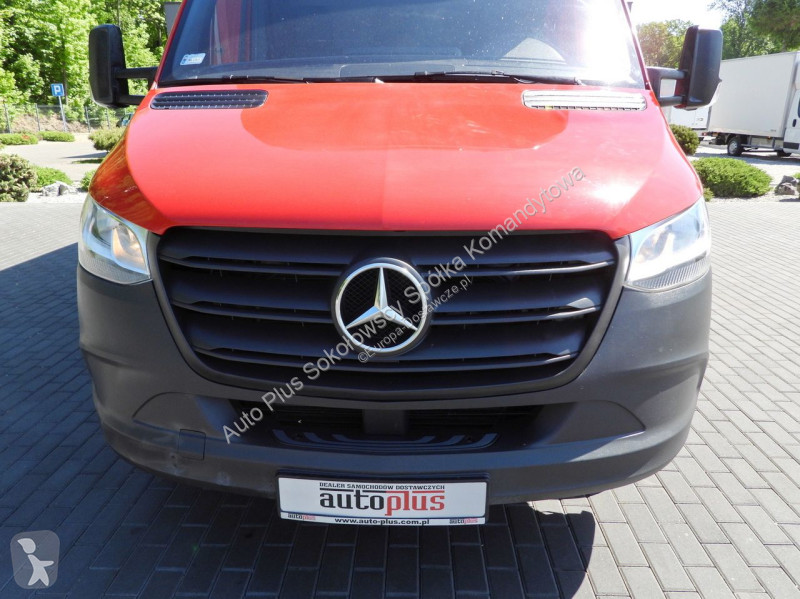 عربة نفعية Mercedes 23ASTER