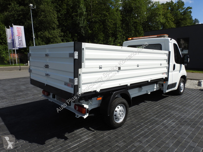 Samochód dostawczy Peugeot  BOXER