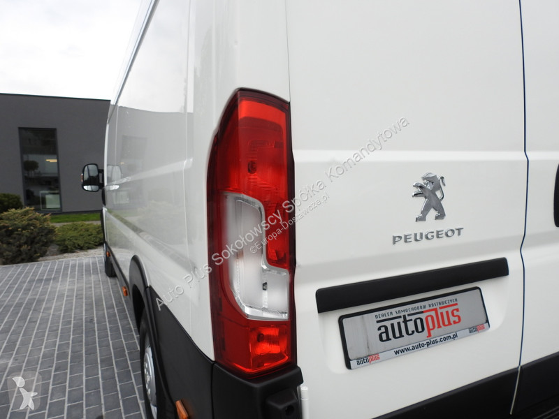 Samochód dostawczy Peugeot  BOXER