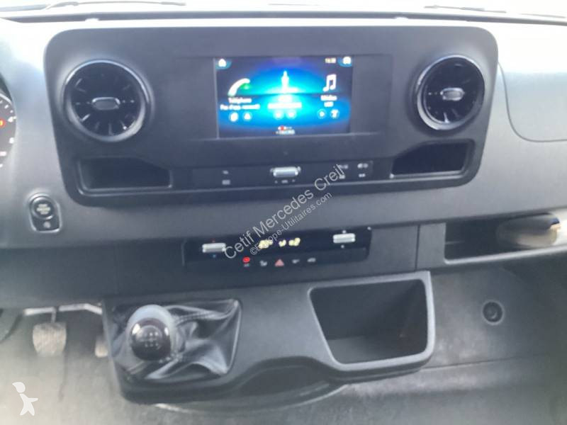 عربة نفعية Mercedes