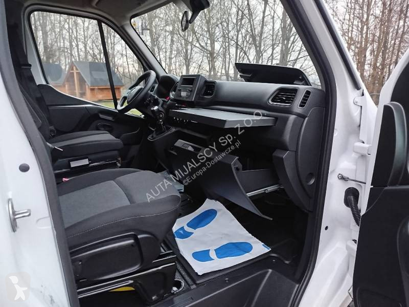 Samochód dostawczy Renault