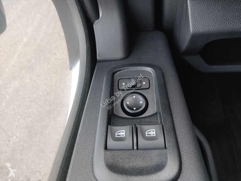 Véhicule utilitaire Renault FRIGO 12M3 165 CV...