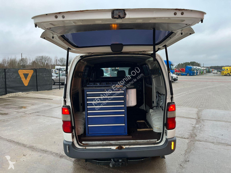 Samochód dostawczy Toyota 4x4 HiAce