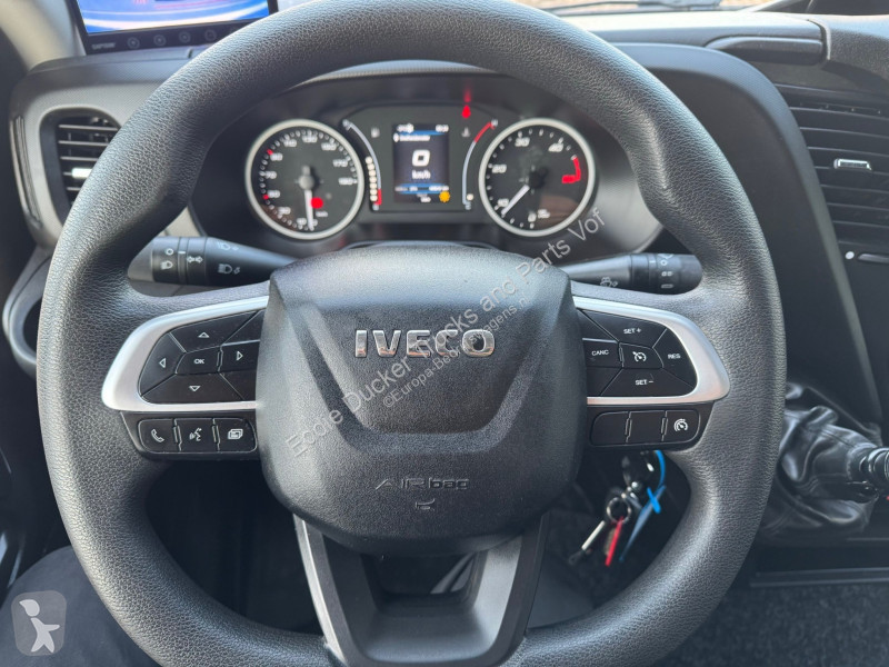 عربة نفعية Iveco 40C18 EURO 6 / MANUAL