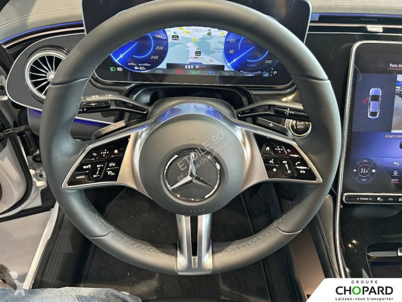 عربة نفعية Mercedes EQE 300