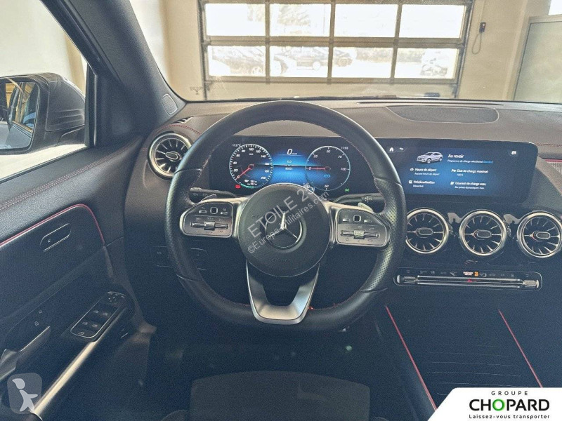 Samochód dostawczy Mercedes EQA 350 4Matic