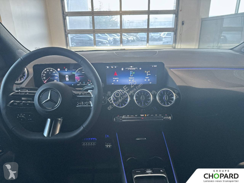 عربة نفعية Mercedes GLA 180 d 8G-DCT
