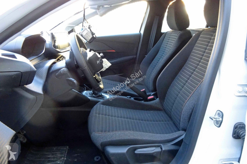 عربة نفعية Peugeot STE 1,5 HDI 100