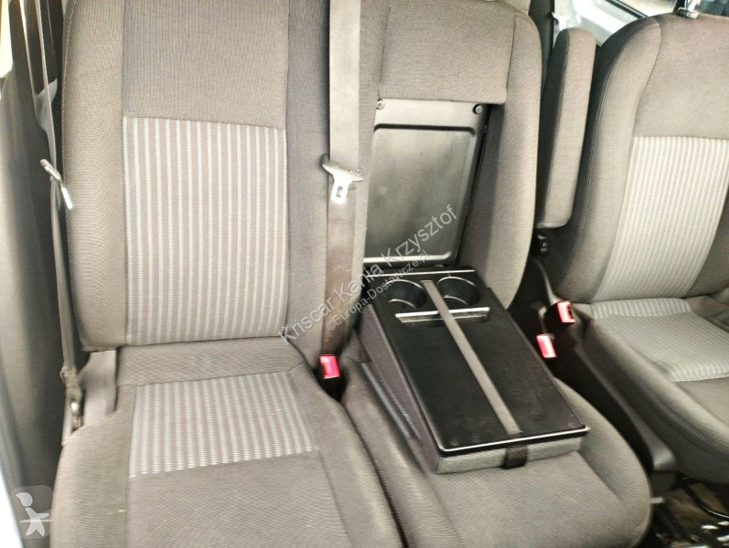 Samochód dostawczy Ford L2 9 Seater Low Mileage