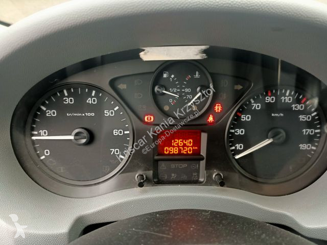 عربة نفعية Peugeot Refrigerated 130KM 2 Power