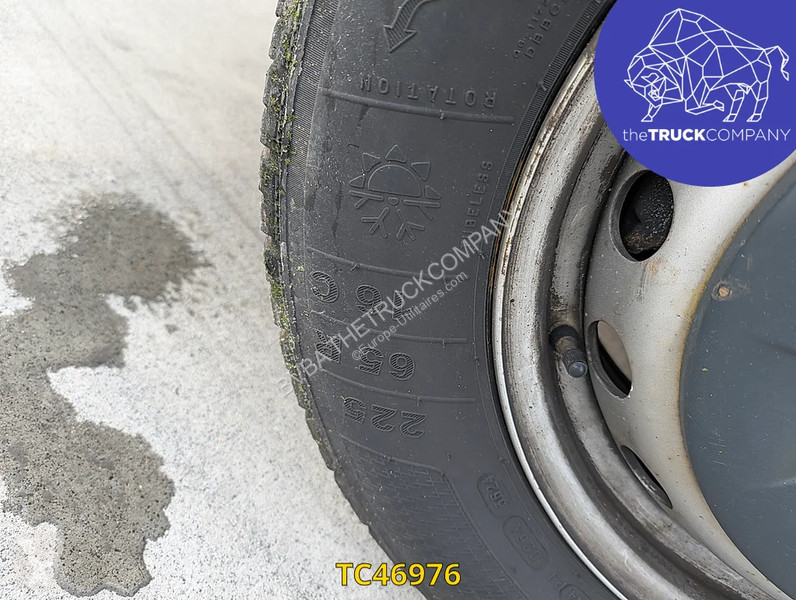 Véhicule utilitaire Renault PC 130.35