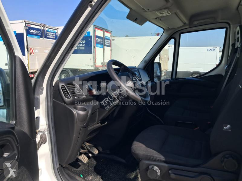عربة نفعية Iveco  DAILY 35S16 12M3