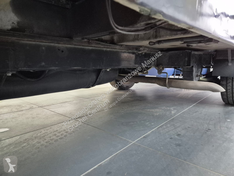 Лекотоварен автомобил Ford Transit 350 2.0 TDCi...
