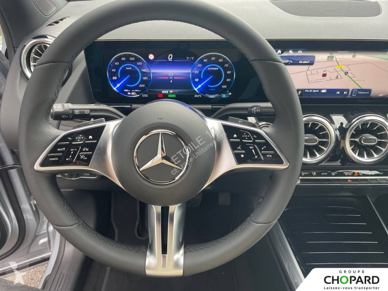 Лекотоварен автомобил Mercedes EQA 250+