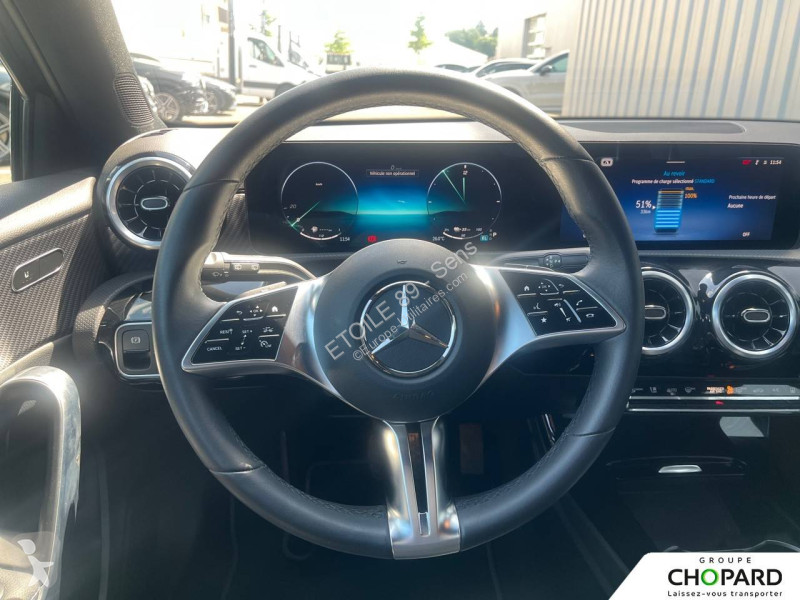 Samochód dostawczy Mercedes Classe A 250 e 8G-DCT