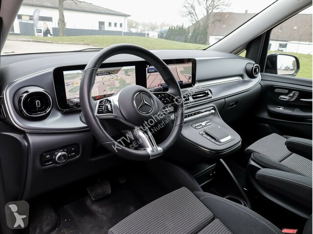 Mercedes EQV 300...