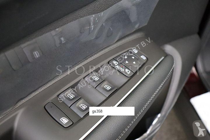Samochód dostawczy Renault Koleos
