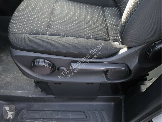 عربة نفعية Mercedes Vito 114...