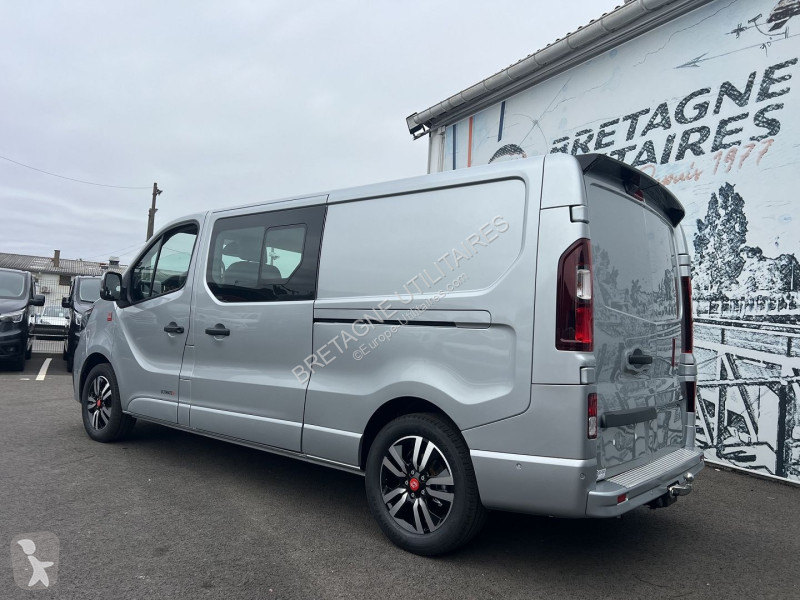 Véhicule utilitaire Renault TRAFIC III FG NEUF:...