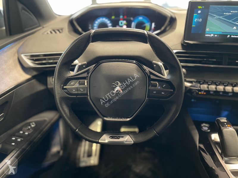Peugeot HYBRID4 300CH GT E-EAT8 Transporter