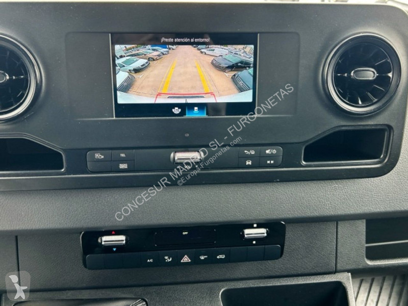 عربة نفعية Mercedes 311 CDI FURGON MEDIO