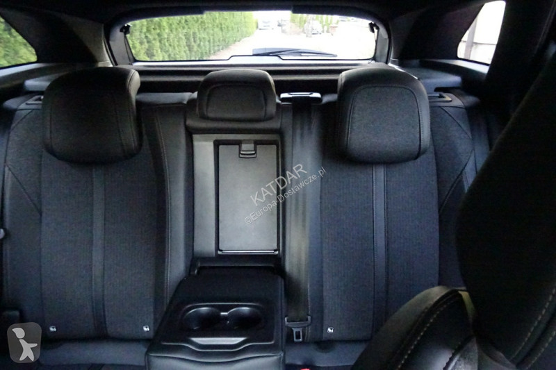 Samochód dostawczy Peugeot