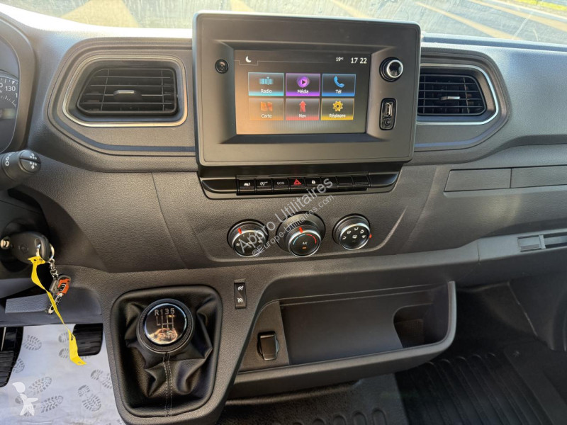 Véhicule utilitaire Renault MASTER F3500 L2H2...