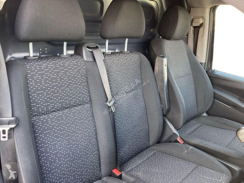 Samochód dostawczy Mercedes 116 F Long