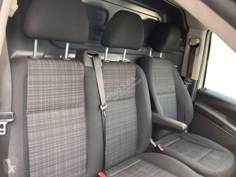 عربة نفعية Mercedes 119 F Extralong