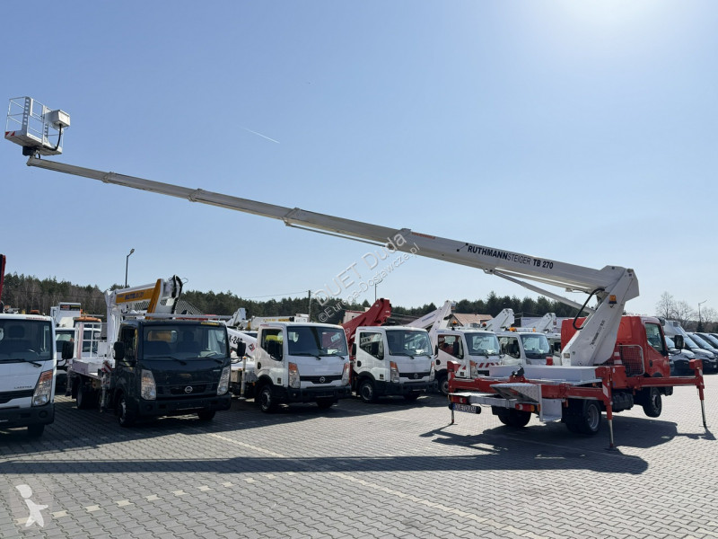 Nissan  Transporter