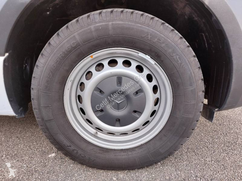 عربة نفعية Mercedes