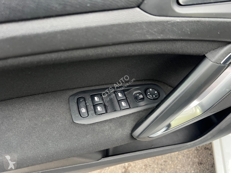 Peugeot 1.2 PURETECH 110CH S&S ACTIVE PACK...