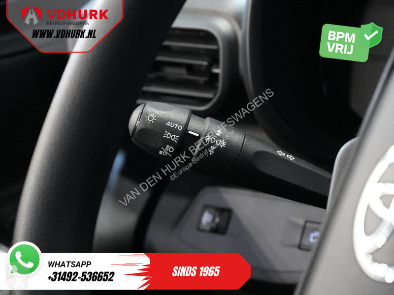 Furgoneta Toyota 1.5 LED/ Virtual Cockpit/ DAB/...