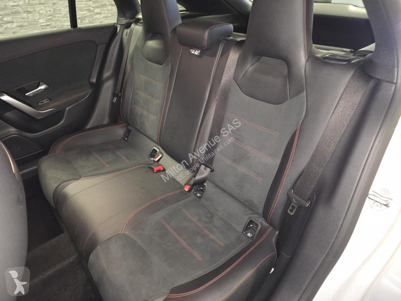 Véhicule utilitaire Mercedes CLA Shooting Brake...