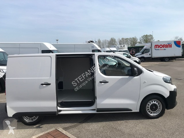 عربة نفعية Opel VIVARO 2.0 145 L2H1