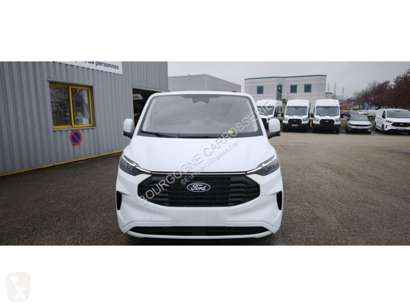 Véhicule utilitaire Ford TRANSIT CUSTOM 2.0...