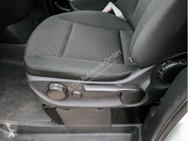 Véhicule utilitaire Mercedes Vito 114...