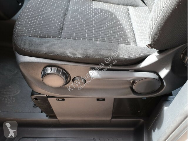 Véhicule utilitaire Mercedes Vito 114...