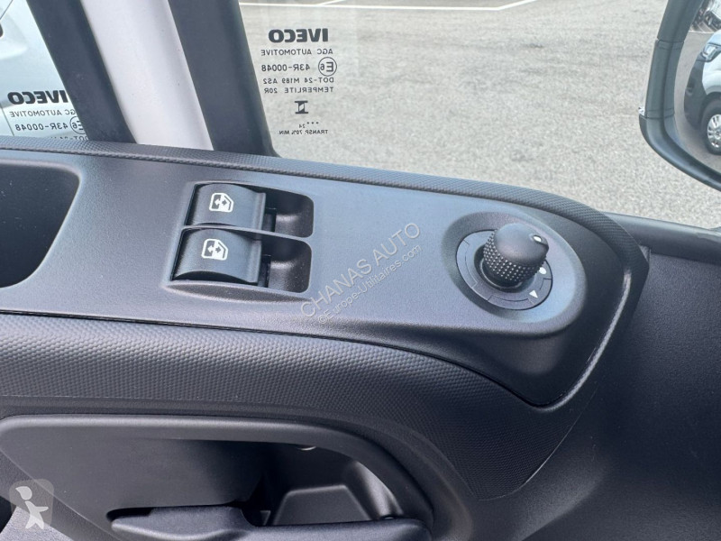 Véhicule utilitaire Iveco 35C16 160CV 3L ACIER...