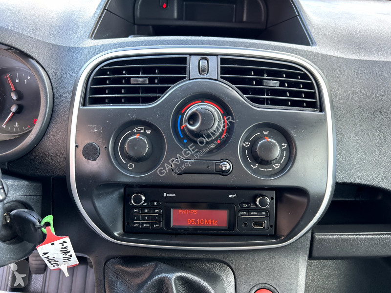 Véhicule utilitaire Renault Maxi Grand Volume...